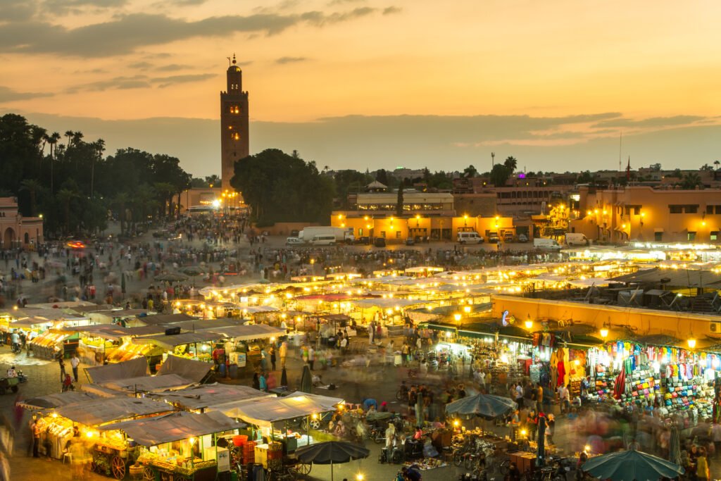 Que faire à Marrakech ? Guide complet des activités, excursions et expériences à réserver 6 Place Jemaa el-Fna Marrakech