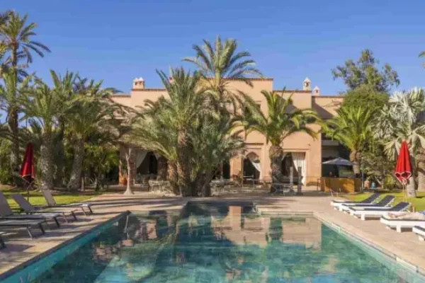 Villa Le Perroquet Bleu