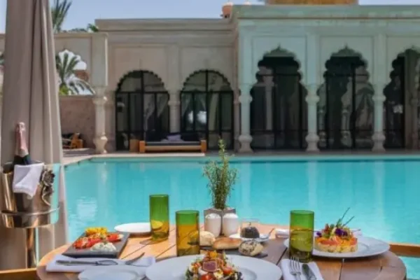 PALAIS NAMASKAR
