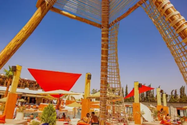 CAFÉ DEL MAR