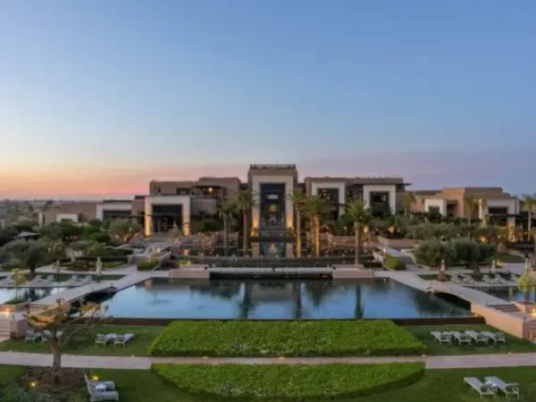 FAIRMONT ROYAL PALM